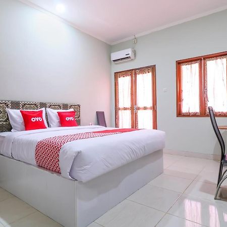 Oyo 1670 Likko Inn Denpasar Extérieur photo
